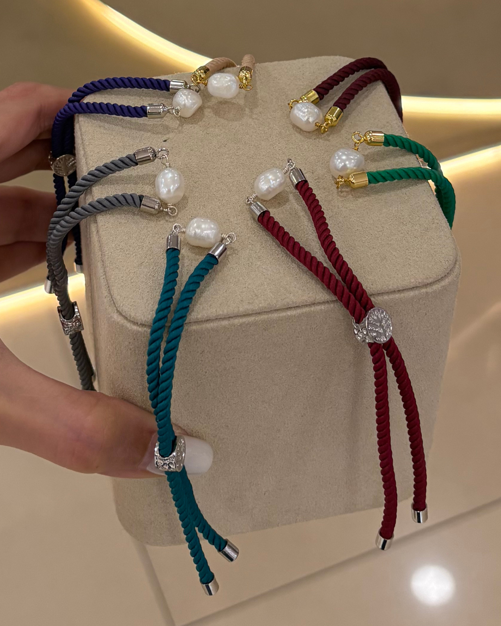 Pearl Rakhi