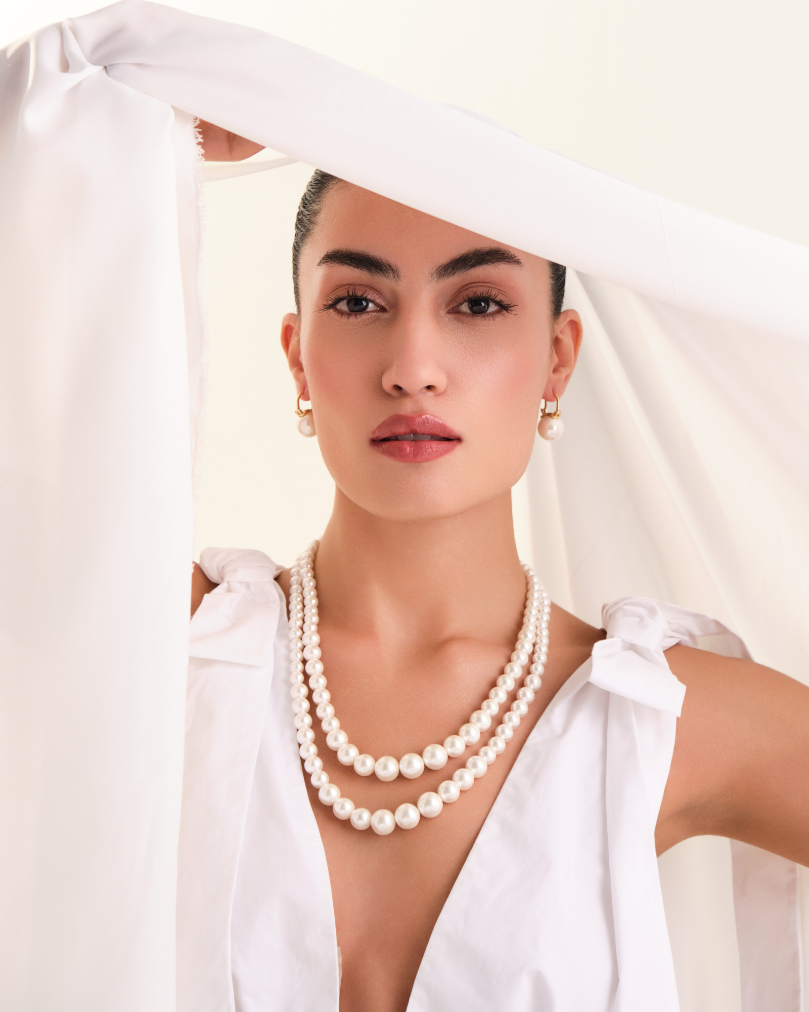 Double Graded White &amp; Purse Studs (Combo)