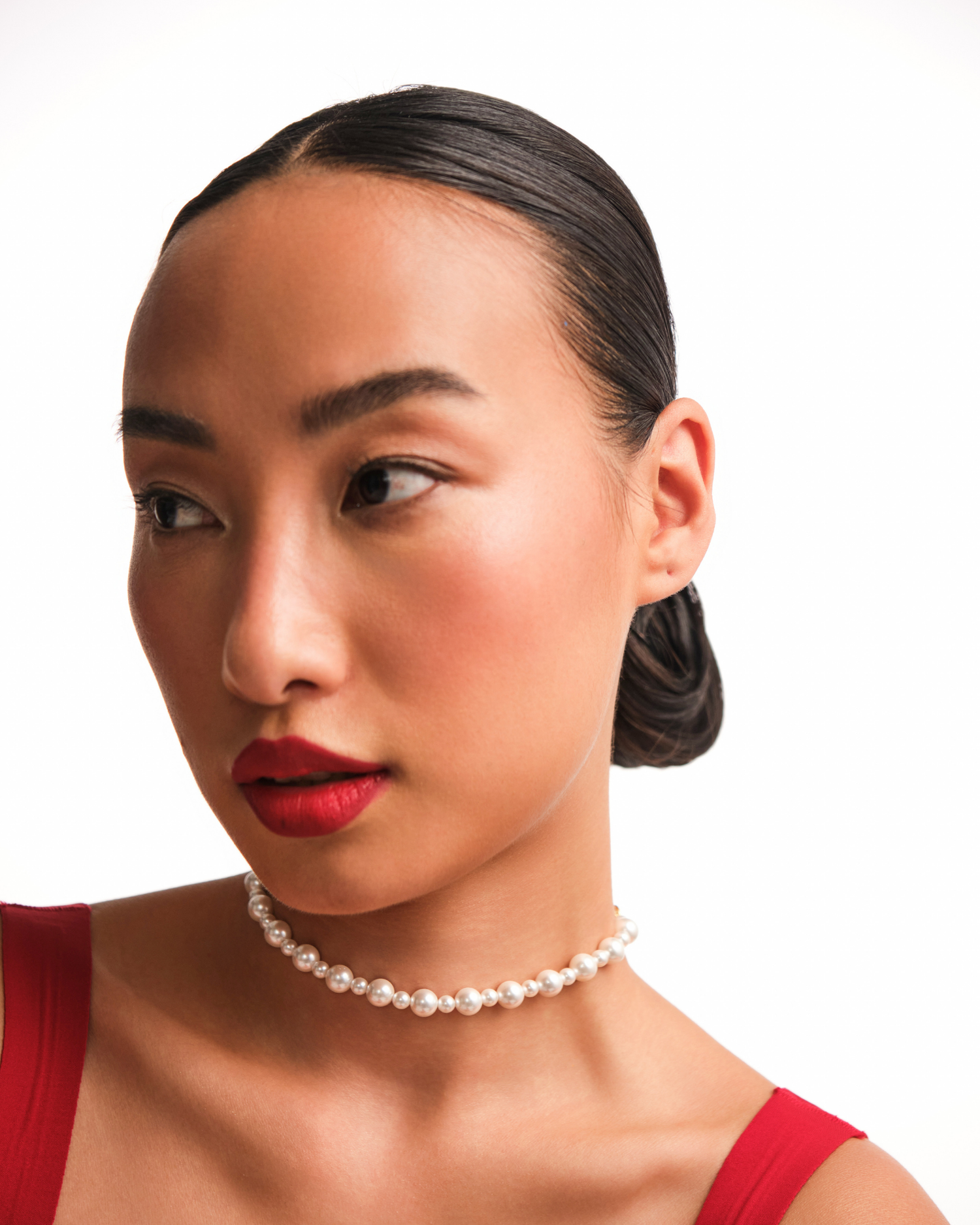 Mini Skip Pearl Necklace