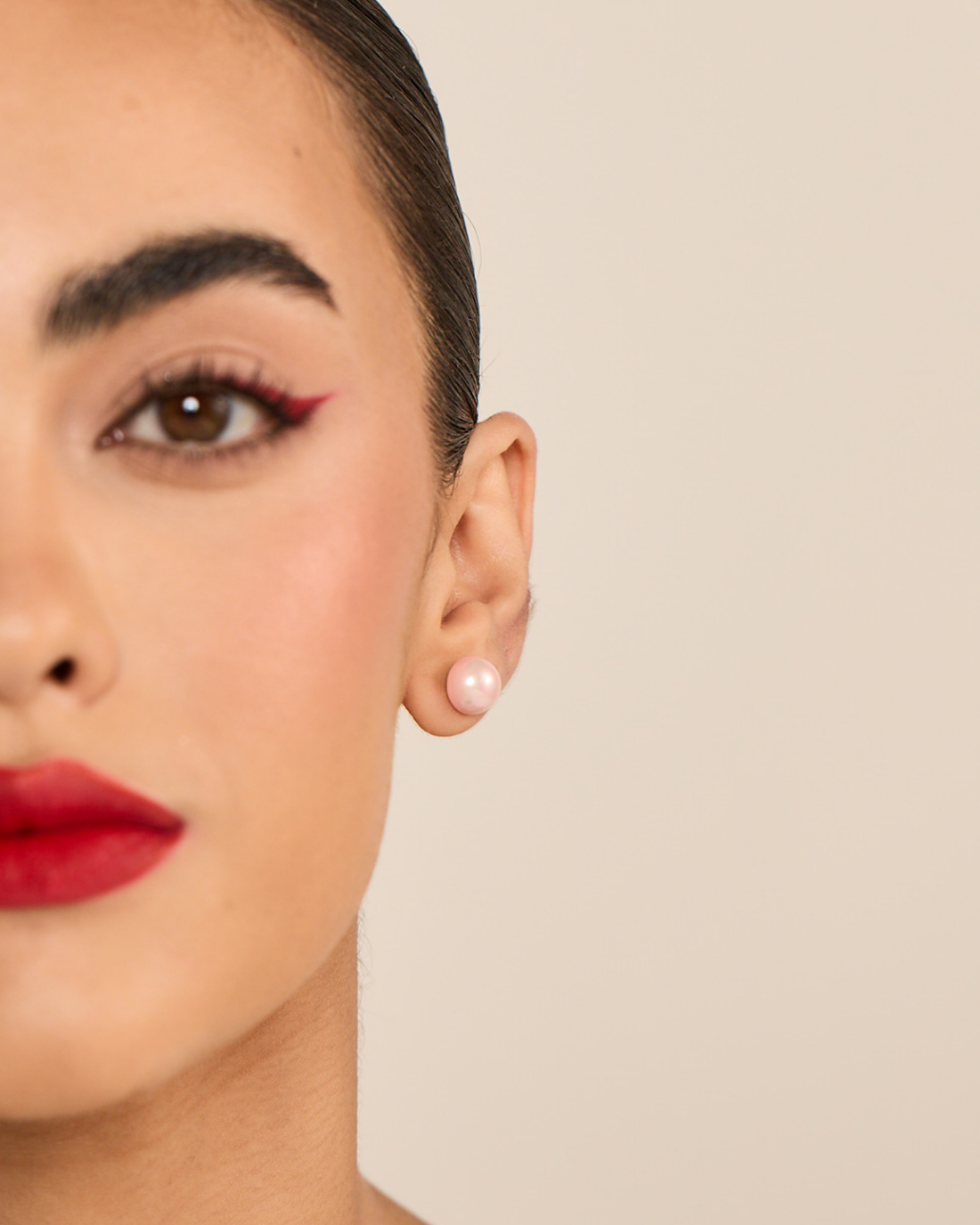 10mm Pearl Studs - Candy Pink