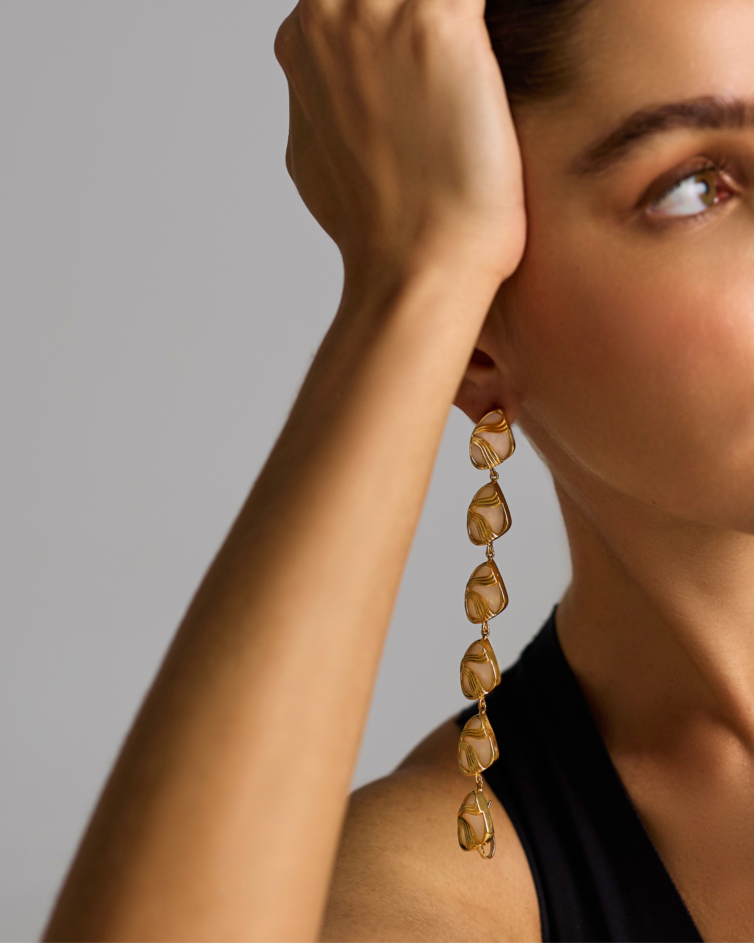 Ebo Shoulder Kaan Chain