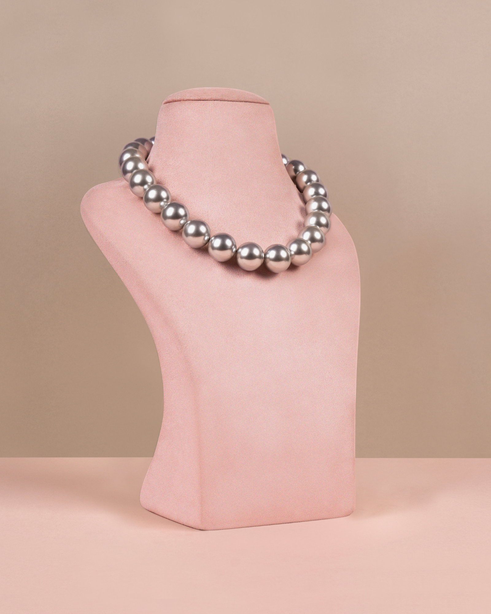 Emily Pearl Necklace - Silver