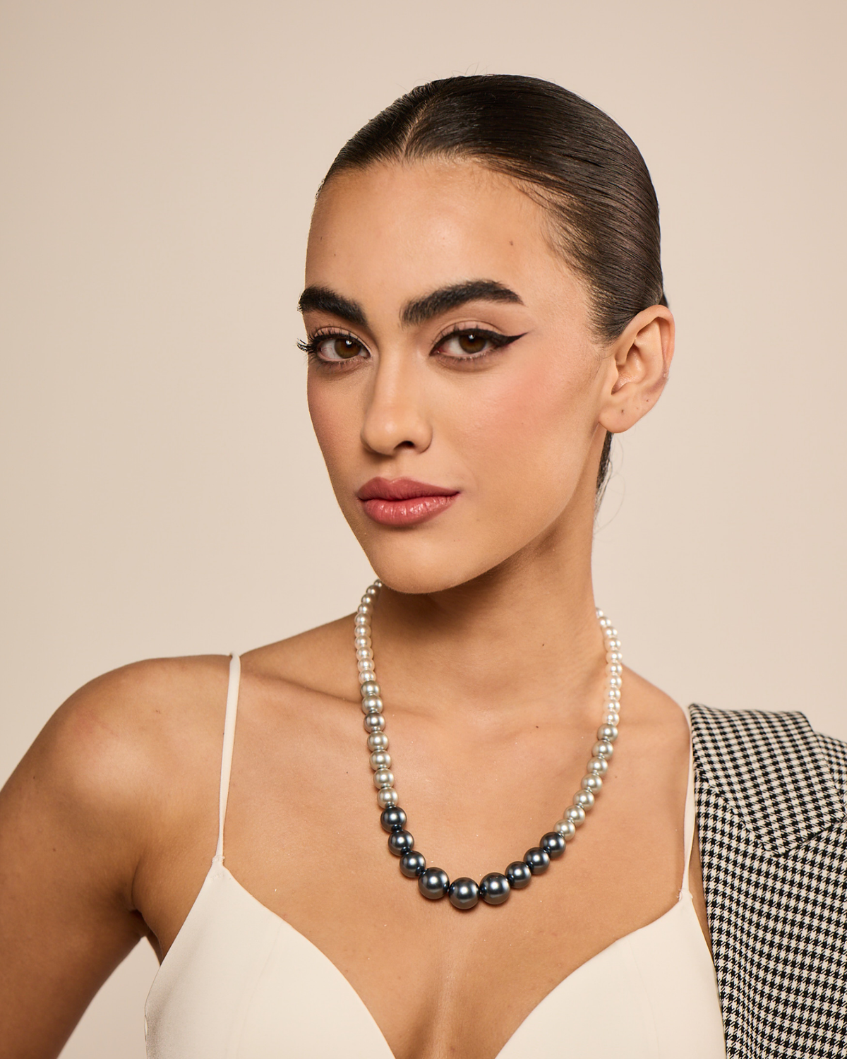 Graded Pearl Single - Silver Ombre