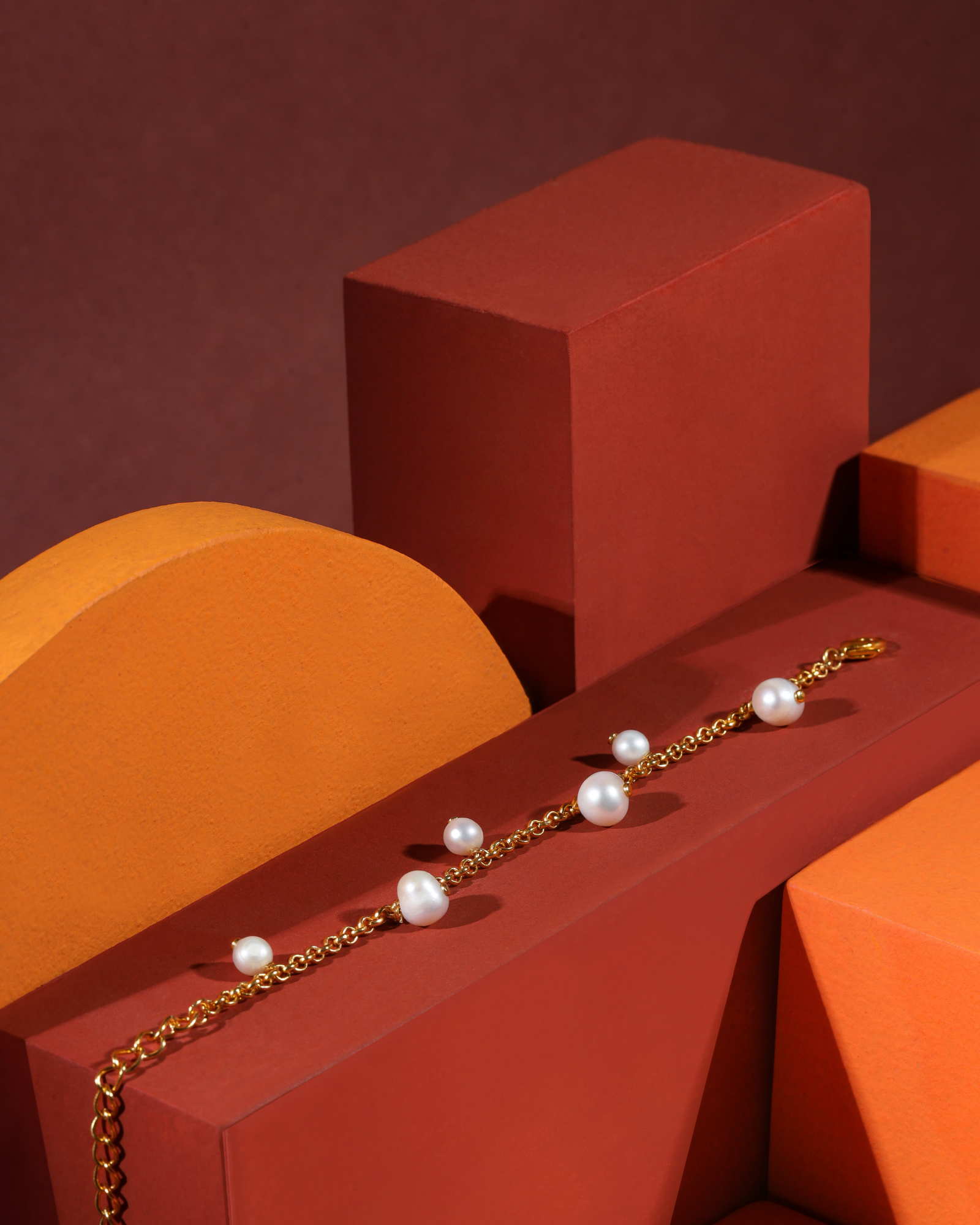 Alternate Pearl Bracelet