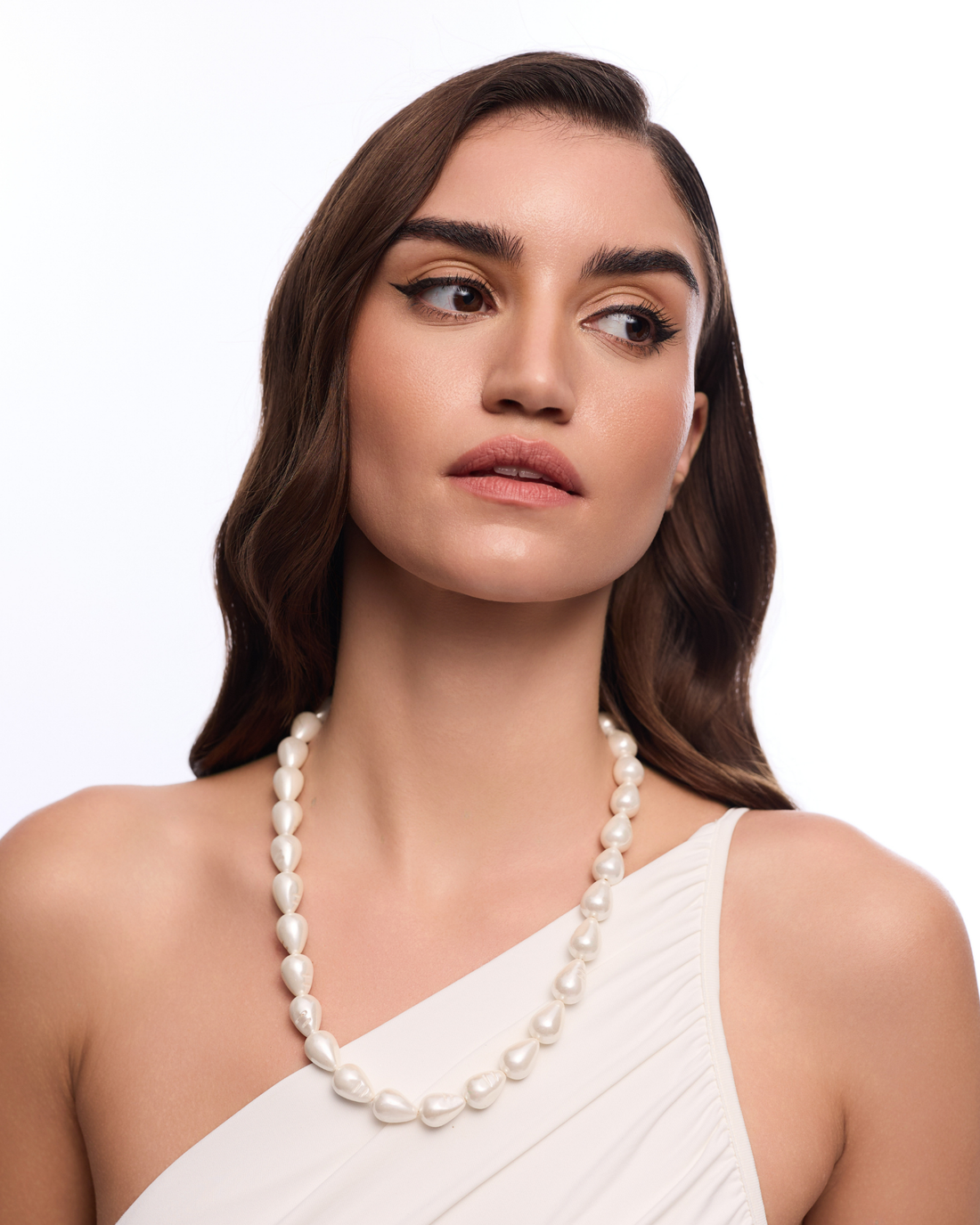 Single Pearl Drops - White