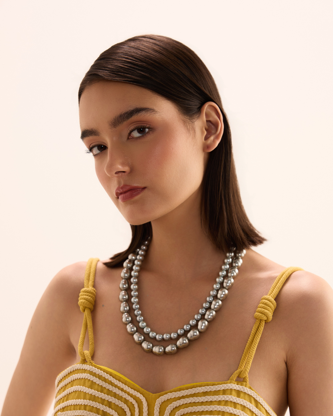 Oval Pearls Necklace - Silver