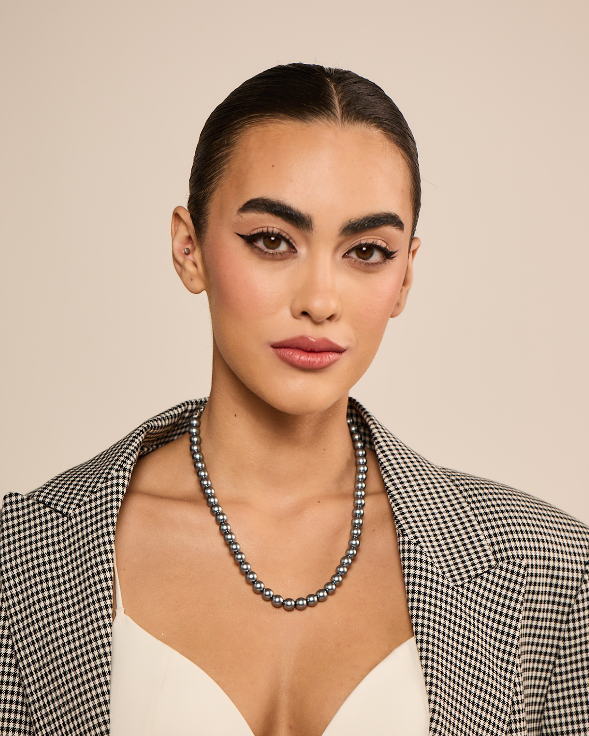 8mm Pearl Necklace - Dark Silver