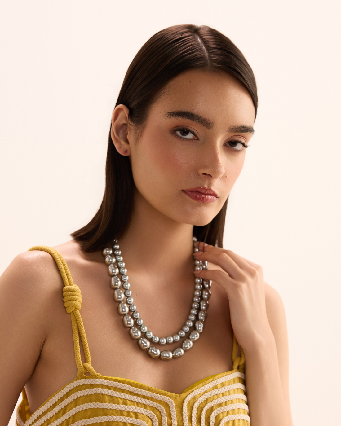 Oval Pearls Necklace - Silver