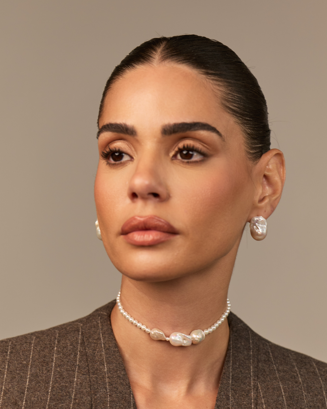 Baroque Pendant Choker