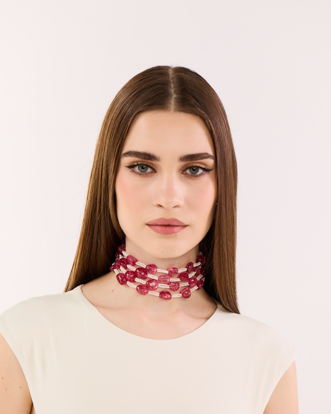 Red Bunched Tumbles Bunch Choker (4 Lines)