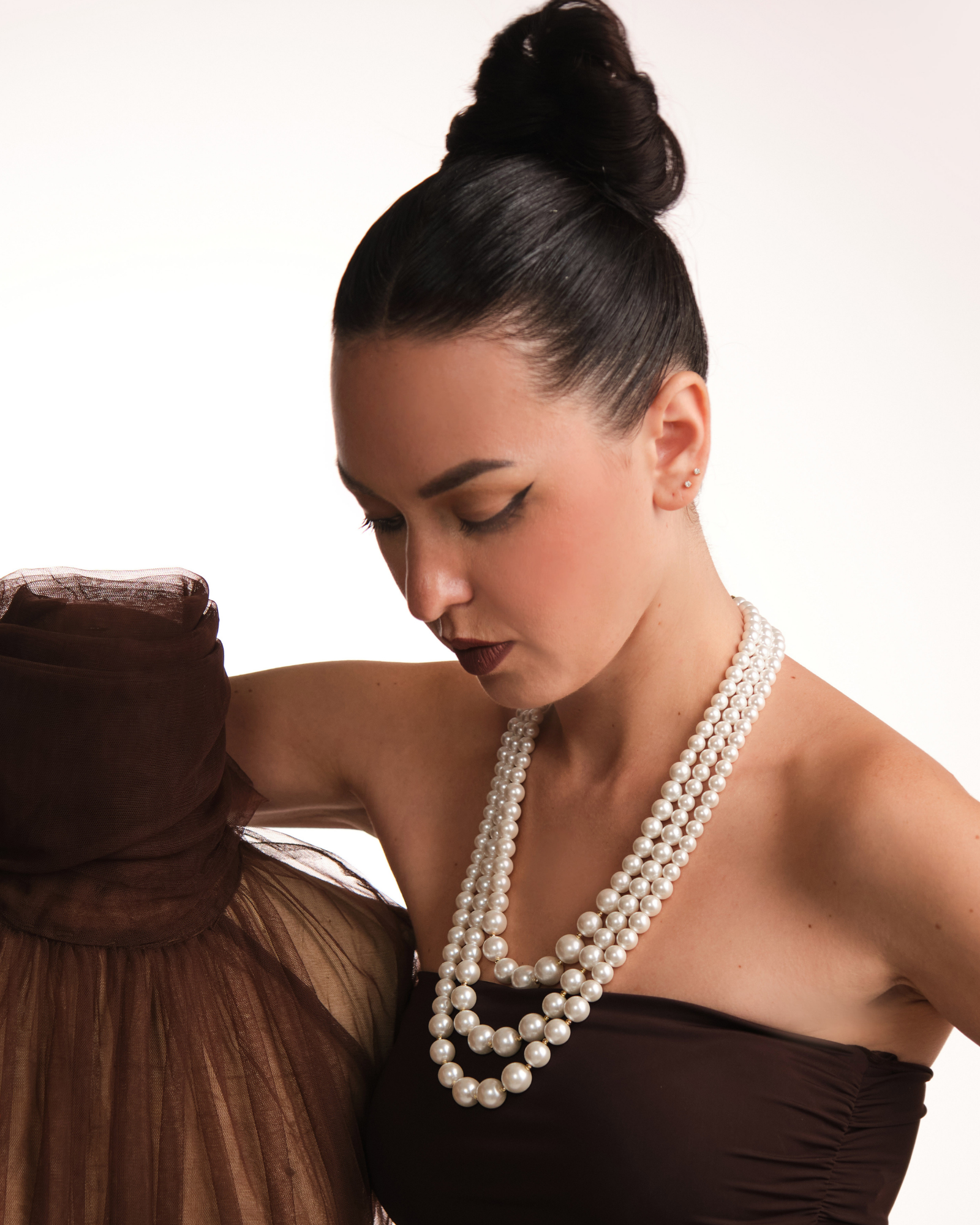 Triple Graded Bandel Pearl Necklace