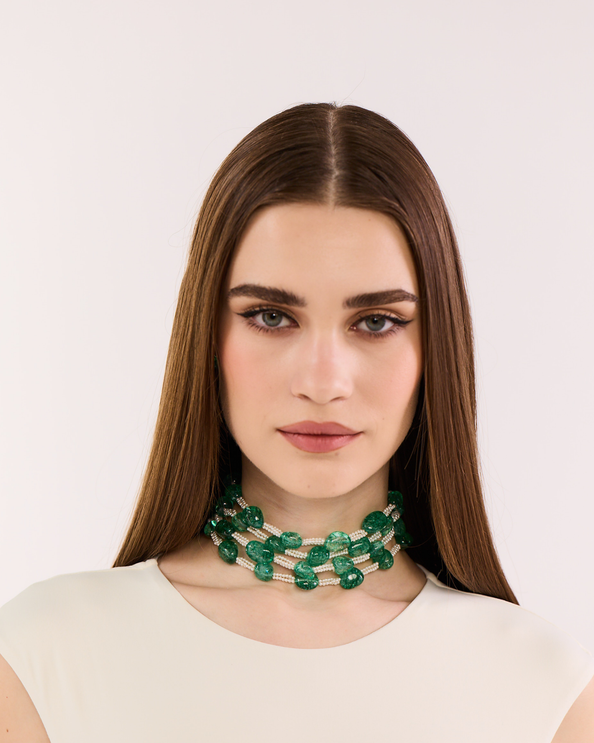Green Bunched Tumbles Choker (3 Lines)