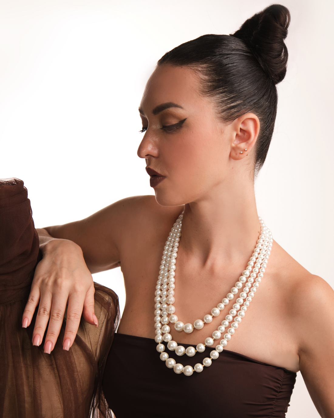 Triple Graded Bandel Pearl Necklace