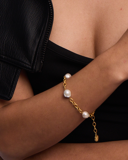 Baroque Linked Pearl Bracelet