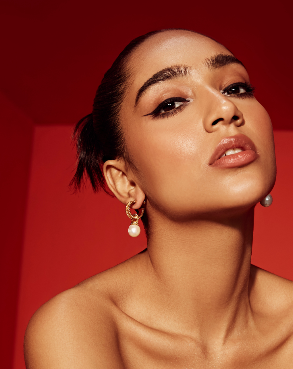 Oyster Baroque Pearl Hoops